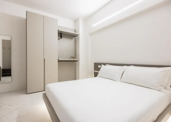 Excelsior Station 4*