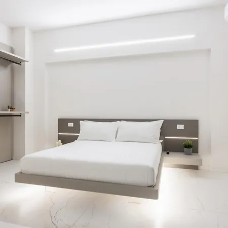 Excelsior Station ゲストハウス ボローニャ