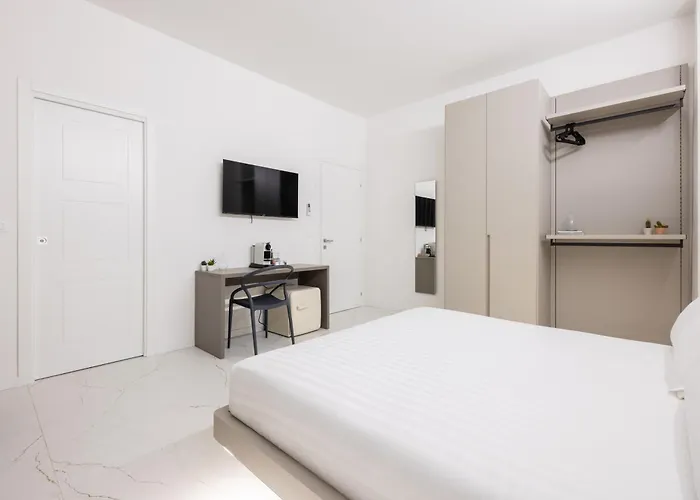 Excelsior Station Boloňa