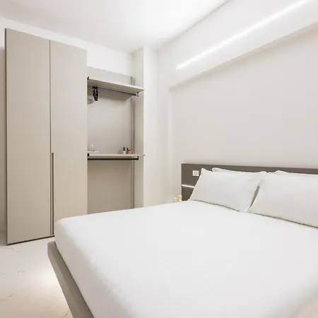 Excelsior Station 4*